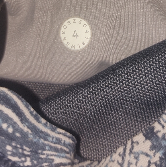 NWOT Lululemon Tights Blue Paisley 4 - Picture 4 of 7